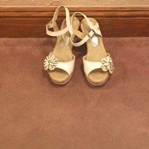 Azura Casola women’s platform sandals